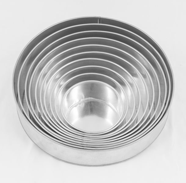 Baking Tin Set- Round Set of 11 Galvanised baking tins (4, 5, 6, 7, 8, 9, 10, 11, 12, 13, & 14 inch Set) 3 inch Deep