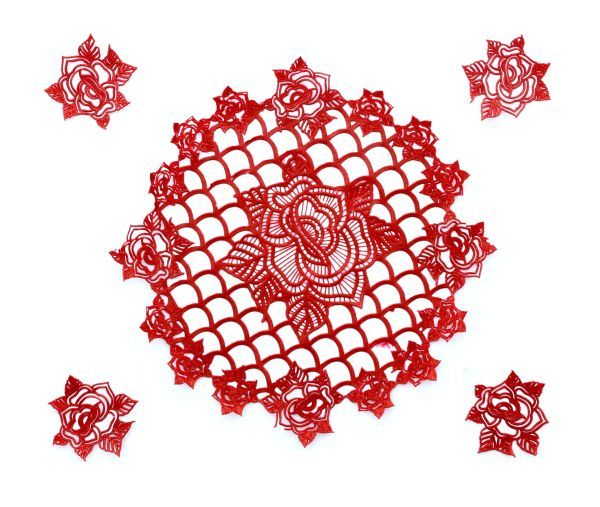 Ring of Roses Cake Lace Mat
