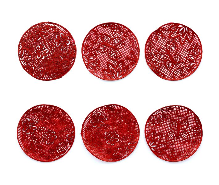 * Claire Bowman Zahara Cake Lace Mat