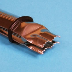 Crimper 3/4" serrated - Closed scallop (19MM / 0.75”)