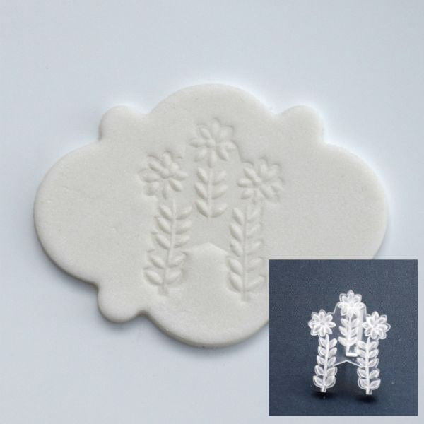 Embossing stamp - triple daisies 40mm tall