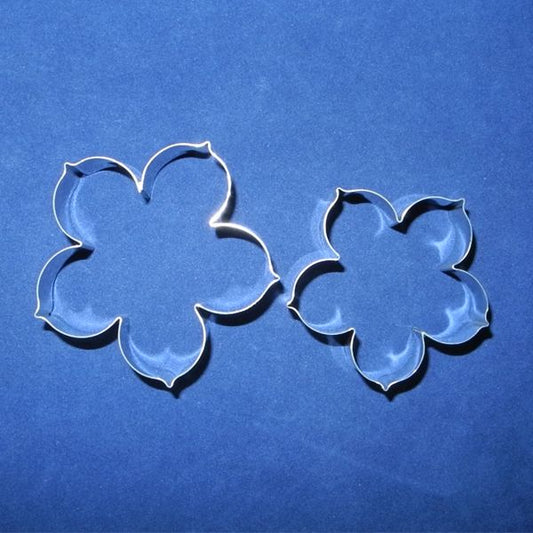 Petunia Metal cutter (Large) set of 2  FC95AB Framar Cutter